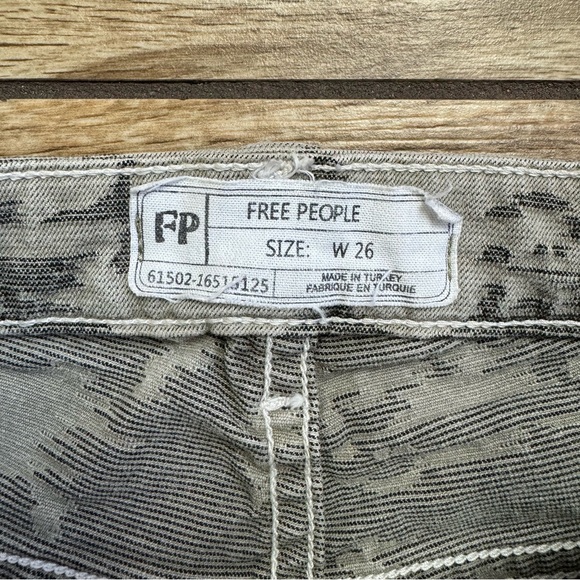 Free People Green Khaki High Rise Skinny Jeans Size 26 Jacquard High Rise Pants - Picture 9 of 13